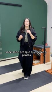 Para que que serve o Pilates?

O Pilates fortalece a musculatura profunda, melhora a postura, aumenta a mobilidade, o equilíbrio e ajuda a aliviar dores, principalmente nas costas.

Se você sente que a dor está limitando sua rotina, dificultando tarefas simples ou impedindo você de aproveitar momentos com quem ama, saiba que isso não precisa ser normal.

Na 3D Pilates, cada movimento é pensado para que você recupere a confiança no seu corpo e volte a viver com mais disposição, segurança e qualidade de vida.

Agende sua aula experimental clicando no link da bio! 📞